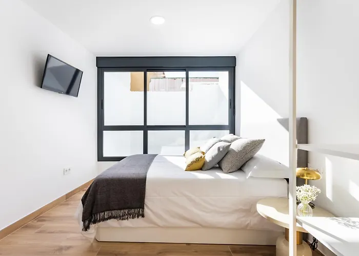 Sunnyland Atico Cruz