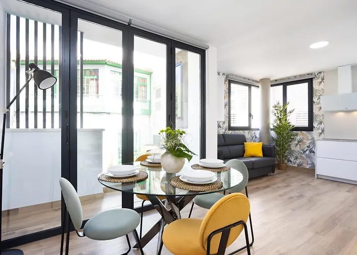 Sunnyland Atico Cruz *